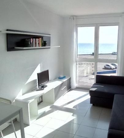 Un Dormitorio Frente Playa El Medano Extérieur photo